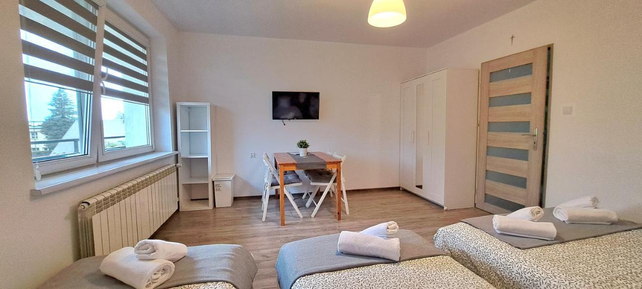 Pokoje I Apartamenty Na Szkolnej Затор Экстерьер фото